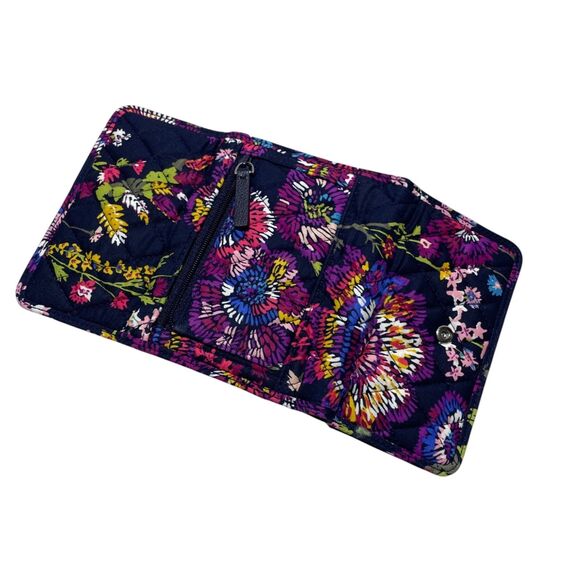 Vera Bradley‎ Tri Fold Wallet Floral Pattern - Picture 6 of 6